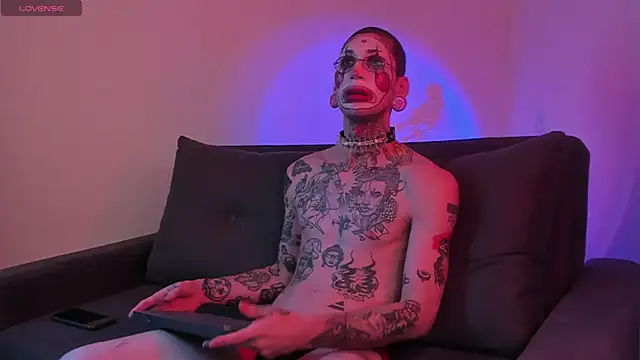 Snapshot of TokyoHatsumoto chatting on 10/31/25, 06:15 TokyoHatsumoto online show from 10/31/25, 06:15