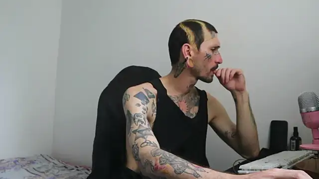 TokyoHatsumoto online show from 03/14/26, 08:26