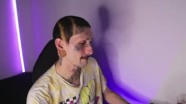 TokyoHatsumoto online show from 03/05/26, 11:21