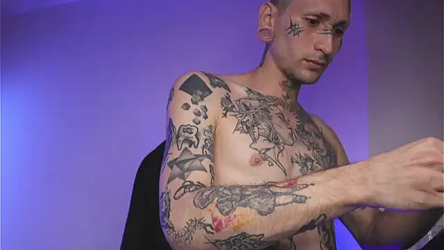 TokyoHatsumoto online show from 01/16/26, 11:09