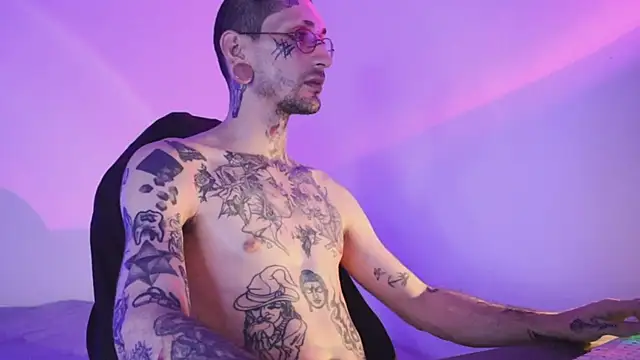 Snapshot of TokyoHatsumoto chatting on 11/16/25, 02:38 TokyoHatsumoto online show from 11/16/25, 02:38