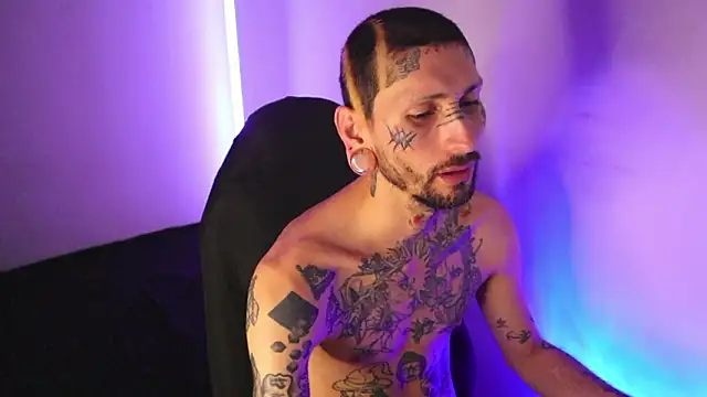 TokyoHatsumoto online show from 03/01/26, 11:27