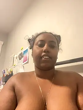 Ltbustybunny7 online show from 11/04/25, 05:44