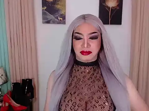  Danica Malibog  online show from 11/03/25, 01:00