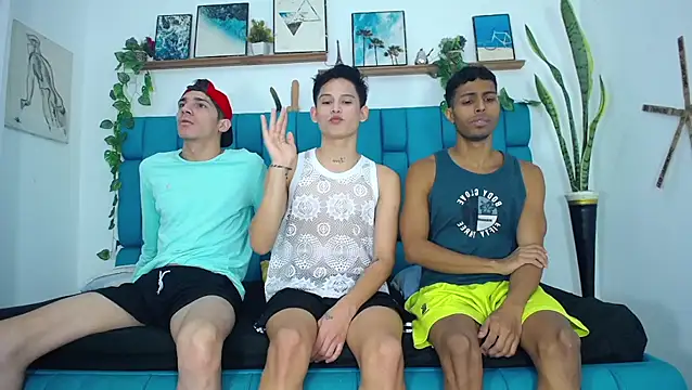 Hot Boys Latinos X online show from 11/09/25, 05:28