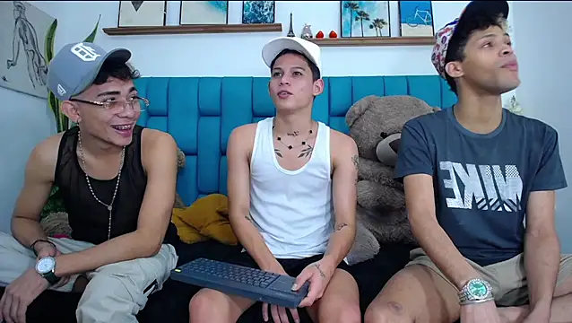 Hot Boys Latinos X online show from 02/22/26, 05:14