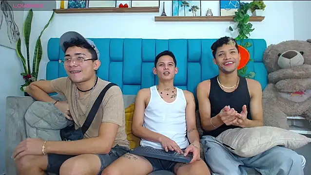 Hot Boys Latinos X online show from 02/09/26, 11:03