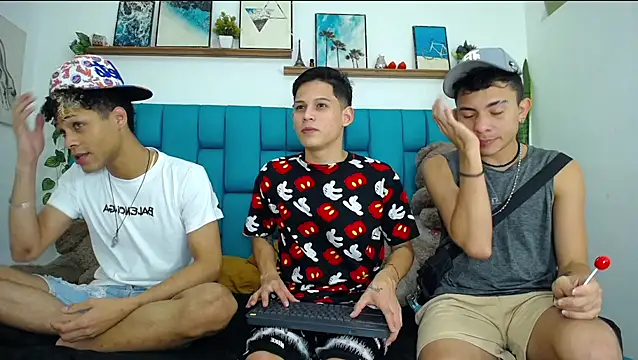 Hot Boys Latinos X online show from 02/03/26, 11:21