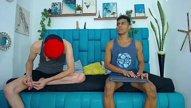 Hot Boys Latinos X online show from 11/10/25, 10:15