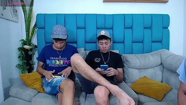 Hot Boys Latinos X online show from 03/28/26, 03:57