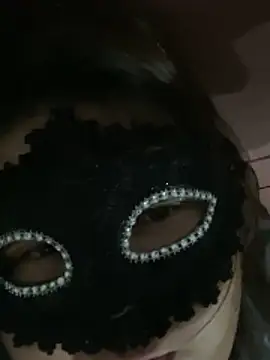 Snapshot of crazzyanne chatting on 12/22/25, 05:29 crazzyanne online show from 12/22/25, 05:29