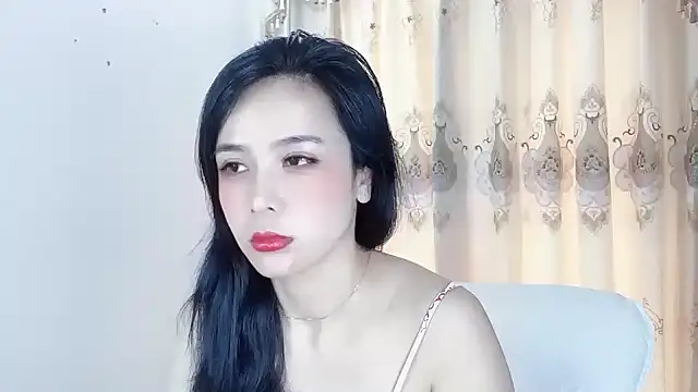 Snapshot of -Jenny-666- chatting on 06/18/26, 10:48 -Jenny-666- online show from 06/18/26, 10:48
