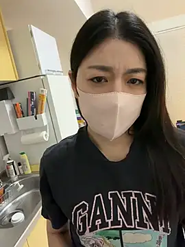 Snapshot of akimix_xoxo chatting on 04/05/26, 11:50 akimix xoxo online show from 04/05/26, 11:50