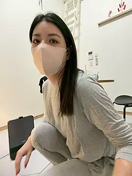 Snapshot of akimix_xoxo chatting on 02/27/26, 03:34 akimix xoxo online show from 02/27/26, 03:34