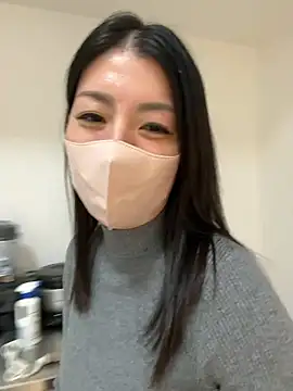 Snapshot of akimix_xoxo chatting on 11/30/25, 01:45 akimix xoxo online show from 11/30/25, 01:45