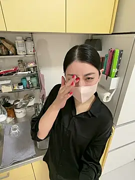 Snapshot of akimix_xoxo chatting on 03/04/26, 04:04 akimix xoxo online show from 03/04/26, 04:04