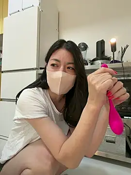 Snapshot of akimix_xoxo chatting on 03/08/26, 11:13 akimix xoxo online show from 03/08/26, 11:13