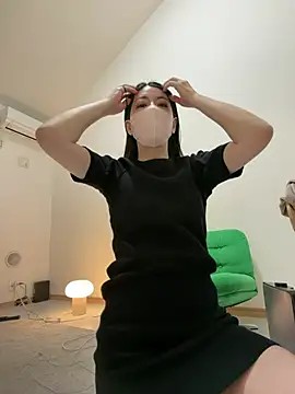 Snapshot of akimix_xoxo chatting on 04/16/26, 04:30 akimix xoxo online show from 04/16/26, 04:30