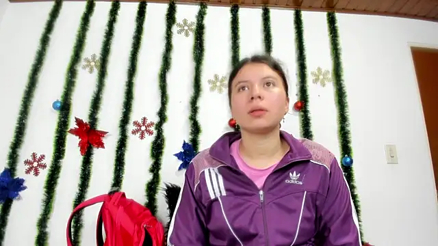 Snapshot of Vanessa_Martinz chatting on 11/26/25, 12:05 Vanessa Martinz online show from 11/26/25, 12:05