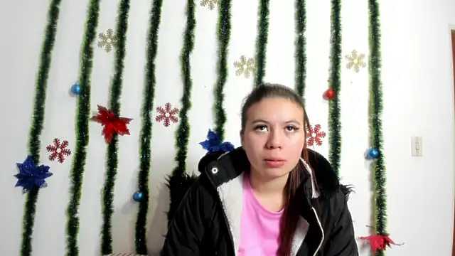 Snapshot of Vanessa_Martinz chatting on 12/01/25, 12:06 Vanessa Martinz online show from 12/01/25, 12:06