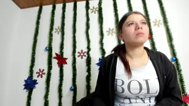 Snapshot of Vanessa_Martinz chatting on 12/04/25, 12:26 Vanessa Martinz online show from 12/04/25, 12:26