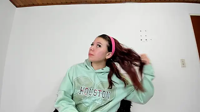 Snapshot of Vanessa_Martinz chatting on 11/03/25, 11:58 Vanessa Martinz online show from 11/03/25, 11:58