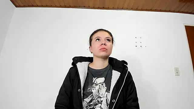 Snapshot of Vanessa_Martinz chatting on 11/07/25, 11:48 Vanessa Martinz online show from 11/07/25, 11:48