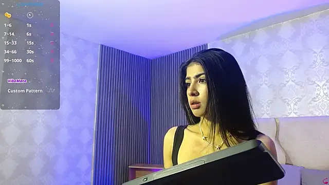 MAIILY TAY online show from 11/07/25, 12:31