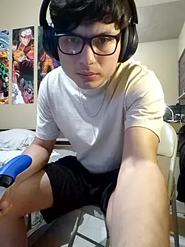 Ais B10 online show from 11/12/25, 03:32