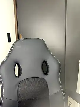 Alanna-foxx online show from 11/04/25, 12:14