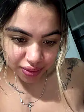 Alanna-foxx online show from 12/19/25, 04:16