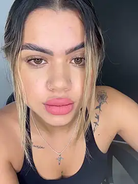 Alanna-foxx online show from 10/30/25, 11:45