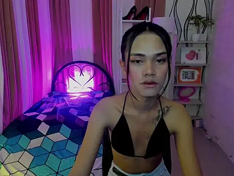 Snapshot of XxBigCockAliyahxX chatting on 10/29/25, 09:14 XxBigCockAliyahxX online show from 10/29/25, 09:14