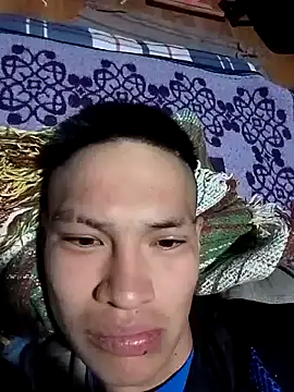 Snapshot of Ojitosbrrr chatting on 11/12/25, 09:35 Ojitosbrrr online show from 11/12/25, 09:35