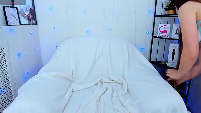 Snapshot of Nola_rich chatting on 03/02/26, 02:23 Nola rich online show from 03/02/26, 02:23