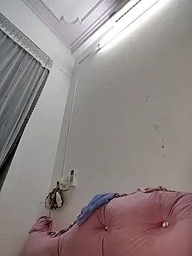 ezabel- online show from 12/14/25, 01:06