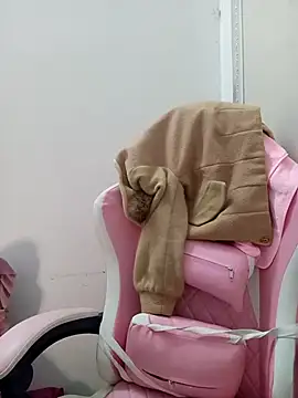 ezabel- online show from 11/06/25, 01:15