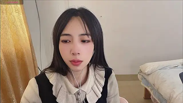 by-Hannah online show from 11/12/25, 05:11