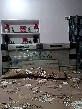 Best couple2001 online show from 11/18/25, 06:50