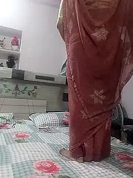 Best couple2001 online show from 11/06/25, 03:05