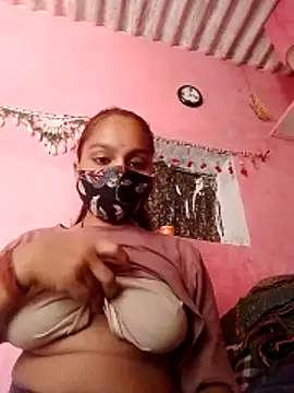 Snapshot of Poonam12A chatting on 12/15/25, 05:57 Poonam12A online show from 12/15/25, 05:57