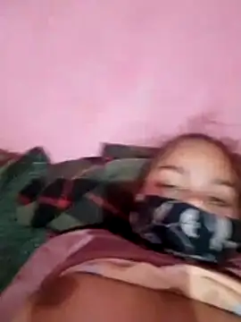 Snapshot of Poonam12A chatting on 01/18/26, 12:58 Poonam12A online show from 01/18/26, 12:58