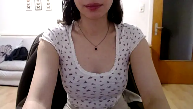 bellefleurrr online show from 11/04/25, 09:51