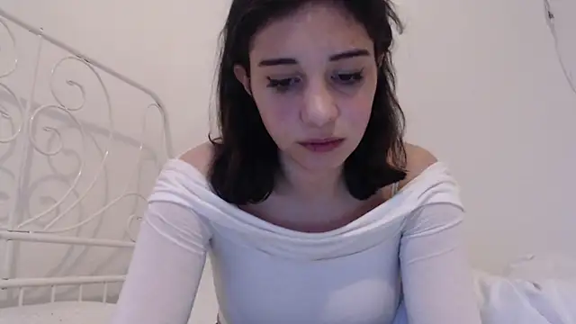 bellefleurrr online show from 05/10/26, 07:27