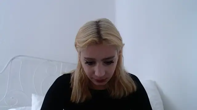 bellefleurrr online show from 12/22/25, 01:11