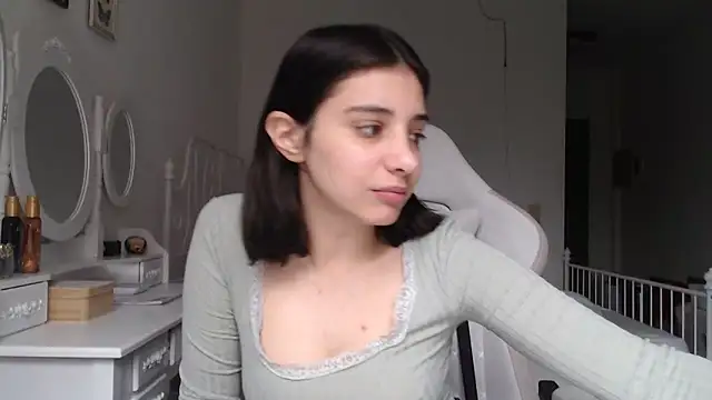 bellefleurrr online show from 04/04/26, 02:01