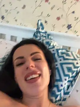 Snapshot of EmmaVayne chatting on 03/01/26, 08:09 EmmaVayne online show from 03/01/26, 08:09