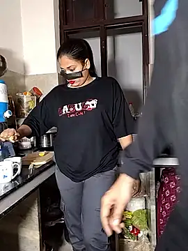 Heena-143 online show from 01/08/26, 03:18