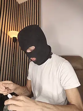 findomhot online show from 12/04/25, 07:57