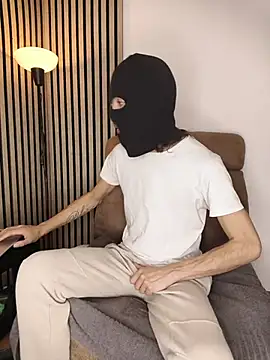 findomhot online show from 12/16/25, 09:13